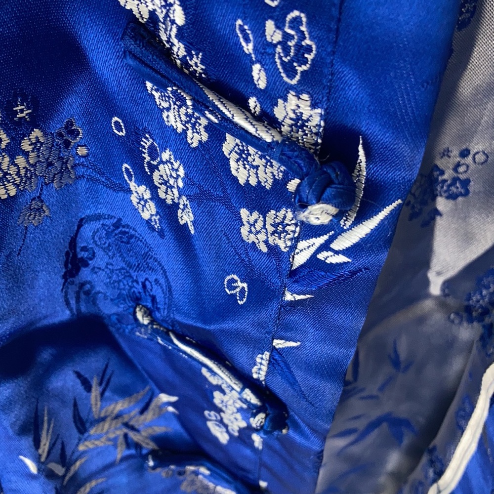 Asian Style Kimono Royal Blue White Flowers SILK Polyester Short Sleeve Sz M Top - Picture 4 of 9